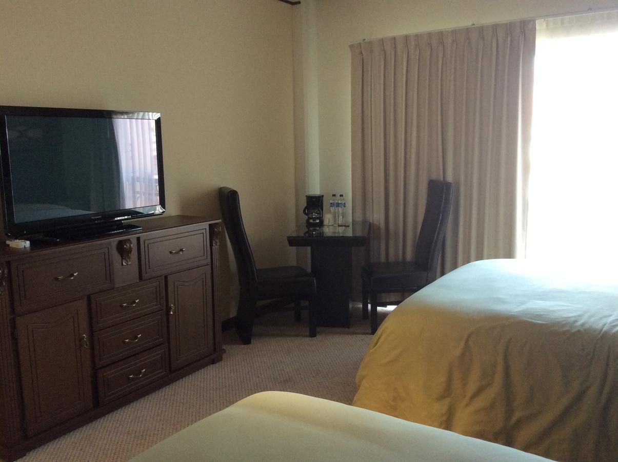 Valle de Santiago Hotel Candiles מראה חיצוני תמונה