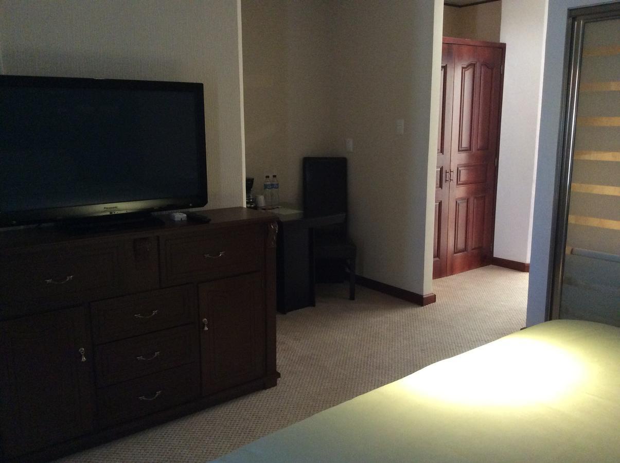 Valle de Santiago Hotel Candiles מראה חיצוני תמונה